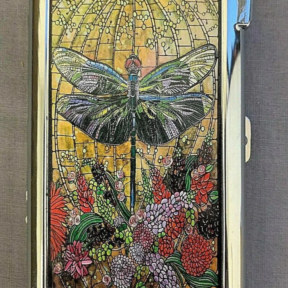Dragon Fly Cigarette Accessory Case W/Built IN Butane Lighter